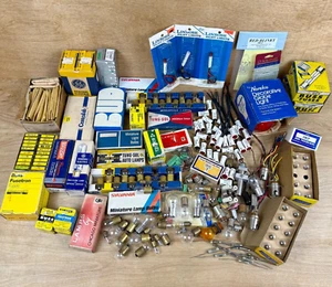 Lot NOS Vintage Light Bulbs Lamp Projection Auto Radio Car Parts RCA BUSS Fuses - Bild 1 von 24