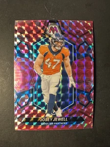 2024 Panini Mosaic Pink Camo Prizm #33 Josey Jewell Carolina Panthers - Foto 1 di 4