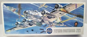 AIRFIX FLYING FORTRESS BOEING B-17 G, SERIES 5 ~1960 1:72 MODEL KIT - PARTS ONLY - Bild 1 von 2