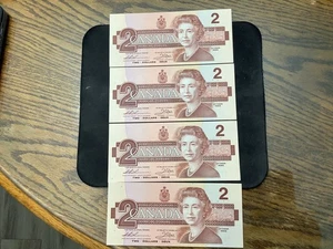 Canada 1986 2 Dollars (Consecutive S/N) Crisp UNC 4 Banknote Lot. N2453 - Picture 1 of 2