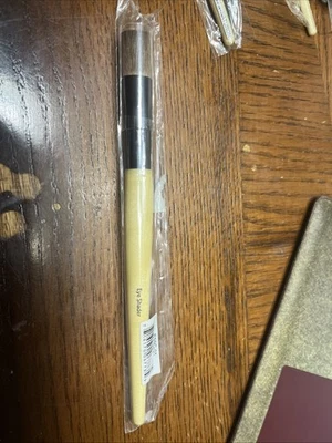 Cepillo de sombra de ojos Bobbi Brown Eye Shader - Tamaño completo - 100 % auténtico $34 venta al por menor Foto 1 de 2