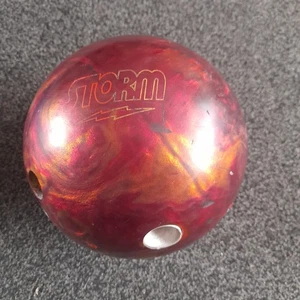 Storm 10 Pin Bowling Ball 7.2kg (15.88lb) - Picture 1 of 2