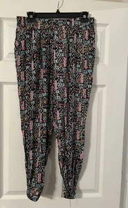 New Look Women’s Pants. Elastic Waist. Elastic Ankle. Size 1X. - Picture 1 of 6