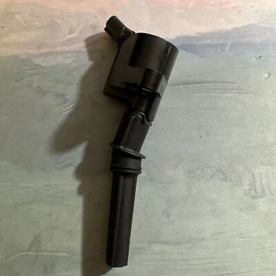 Bobina de encendido nueva para Lincoln Ford E-150 E-250 Mercury Dg508 Fd503 V8 Foto 1 de 4