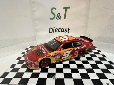 2003 #9 Acción Bill Elliott El Rey León Dodge Concesionarios Intrepid 1/24 Foto 1 de 4