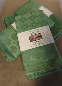 Bardwil Microfiber Chandler Table  Napkins (4)  Green  NIP  19 x 19 - Picture 1 of 3