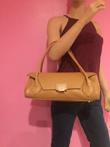 New Timeless Camel Genuine Leather Baguette Handbag - Picture 1 of 9