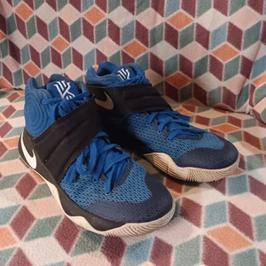 Men's Nike Kyrie 2 Brotherhood Size 8.5 - Picture 1 of 13