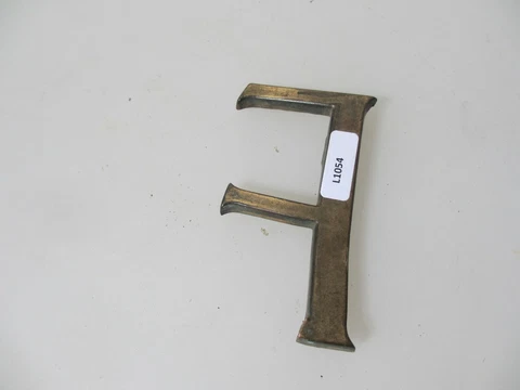 Antique Brass Shop Letter "E" Sign Old Plaque Name Initial 3.5"H SNAPPED E Cover