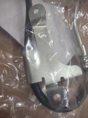 Conjunto de manguera de freno hidráulico del lado del pasajero delantero ACDelco Professional 18J4354 Foto 1 de 4