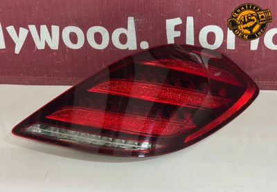 2018-2020 MERCEDES S CLASS W222 SEDAN - REAR RIGHT SIDE OUTER TAILLIGHT LAMP OEM - Image 1 of 4