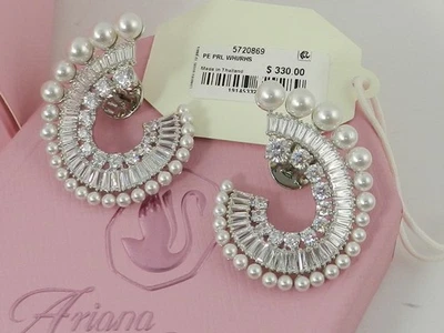 施华洛世奇 Ariana Grande x 施华洛世奇水晶栽培珍珠混合切割耳环 — 第 1/4 张图片