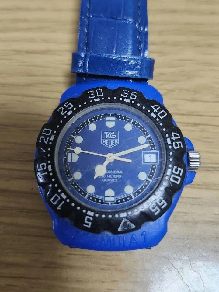 Профессиональные кварцевые часы Tag Heuer Formula 1 200 м синий черный циферблат винтажные б/у - Изображение 1 из 4