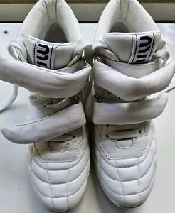 Miu Miu Damen Sneaker Leder Weiss Gr 38 Top Zustand - Bild 1 von 11