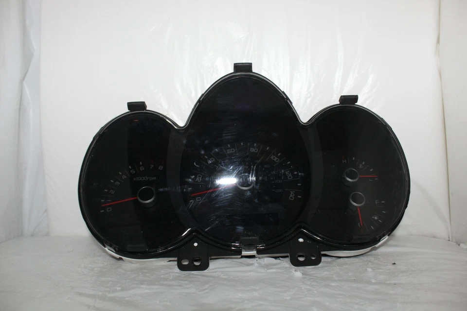 Cuadro de instrumentos velocímetro medidor panel de instrumentos Kia Soul 2011 39.136 millas Foto 1 de 4