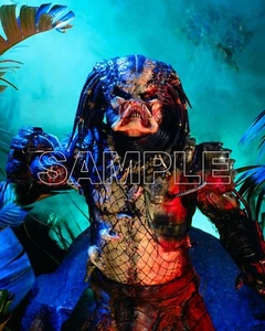 PREDATOR 1987 8X10 Photo 36 KEVIN PETER HALL - Picture 1 of 1
