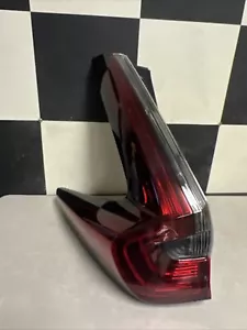 2020 21 2022 Honda Cr-v Left Taillight Used Oem A833 - Picture 1 of 8