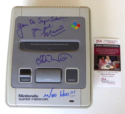 Consola firmada por Charles Martinet Nintendo Super Famicom Japón autógrafo certificado de autenticidad JSA Foto 1 de 4