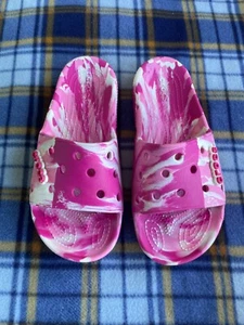Crocs Classic Marbled Slide Sandals Clog White Pink Size M5/W7 - Picture 1 of 5