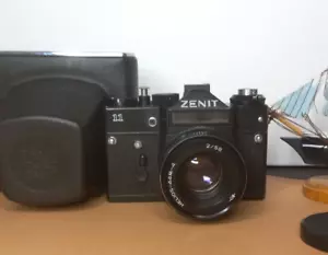 SLR Film Camera 35mm Zenit 11 Helios-44M 58mm f/2 Lens Vintage USSR used Working - Picture 1 of 11