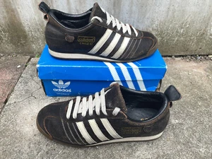 Scarpe da uomo 2007 rare ADIDAS CHILE 62 SCARPE DA GINNASTICA C62 pelle premium EU 42 / UK 8 - Foto 1 di 24