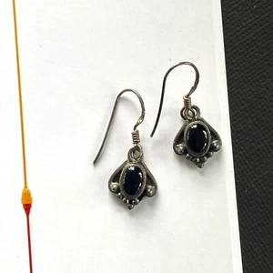 925 Silver Hook Earrings w Small Black Polished Dome Stone India Vintage - Picture 1 of 3