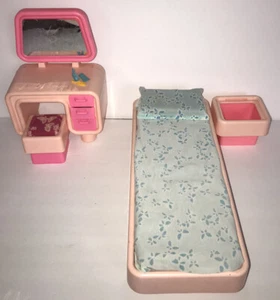 1977 Mattel Barbie Pink Dream House Furniture Vanity Stool Bed Nightstand LOT - Picture 1 of 12