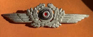 Guirnalda insignia visera oficial de la Luftwaffe alemana de la Segunda Guerra Mundial - zinc - Imagen 1 de 3