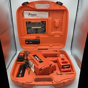 Paslode Cordless 30° Nail Gun #900420 with Case Manual 2 Batteries - Picture 1 of 19