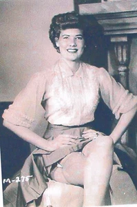 Risque Photos from 1960 on Disc - Picture 1 of 1