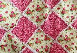 Rag Quilt, Quilted Throw, Handmade Lap Size, 89cm x 131cm - Picture 1 of 4