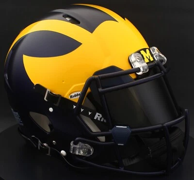 Полноразмерный подлинный футбольный шлем MICHIGAN WOLVERINES NCAA Riddell Speed - Изображение 1 из 4