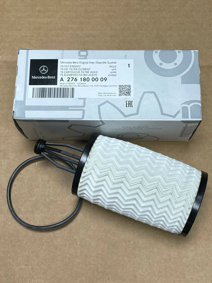 Mercedes Benz Genuine C CL CLS E GL GLC GLE GLK GLS ML R S Engine Oil Filter Kit - Image 1 of 3