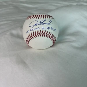 Joe Girardi Yankees Autographed Baseball WS Champ 96, 98, 99, 06 Inscription - Picture 1 of 1