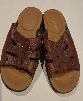 Sandálias femininas Easy Spirit Slip On Sedalila tamanho 7,5M - Imagem 1 de 4