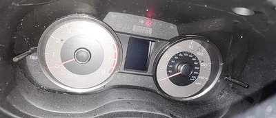 Forester 2015 OE velocímetro calibre clúster 148 k millas Subaru Foto 1 de 4