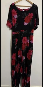 Taking Shape Size 26 Women’s BLack Red Floral Jumpsuit Short Sleeve Casual - Bild 1 von 24