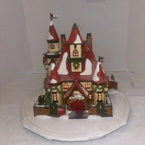 DEPT 56 NORTH POLE SERIES "ROUTE 1 NORTH POLE HOME OF MR & MRS CLAUS" Heritage V - Bild 1 von 6
