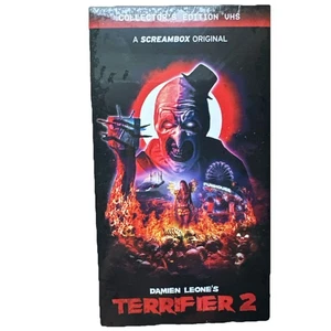 Terrifier 2 VHS Walmart Exclusive Limited Edition 2 Tape Collectors Edition Mint - Imagen 1 de 10
