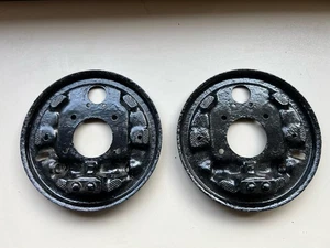 Ford Fiesta Mk2 and XR2 Rear Brake Back Plates, a Pair. - Picture 1 of 6