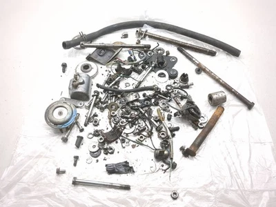 Kit de pernos de hardware maestro piezas diversas Honda CB125 76 Foto 1 de 4