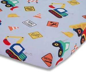 EVERYDAY KIDS Baby Boy Fitted Crib Sheet - Under Construction - Picture 1 of 4
