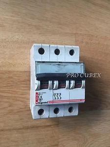 LEGRAND 6A TIPO C 06484 3 POLOS MCB 400V - Imagen 1 de 1