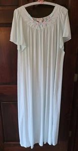 ShadowLine Embroidered Long Nightgown 2X Green Flutter Sleeve Scallop Neckline - Picture 1 of 3