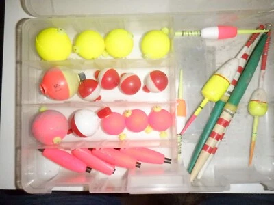 Caja de almacenamiento Plano con un surtido de bobbers (24 en total) amarillas Foto 1 de 4