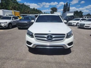 2017 Mercedes-Benz GLC300 300 - Picture 1 of 12
