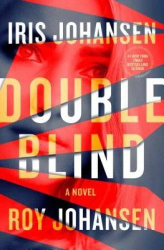 Double Blind: A Novel (Kendra Michaels) - Hardcover By Johansen, Iris - GOOD Foto 1 de 1