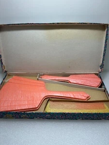 Vintage Bakelite Apricot & Yellow coloured vanity set in original box - Picture 1 of 9
