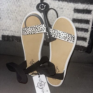 Sole mates women’s sandals shoes stretch ankle strap flats Poka Dot 8/9 Size - Picture 1 of 6