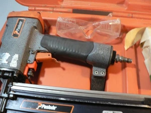 Paslode Druckluftnagler F16 12-65 mm 1,6 mm - Bild 1 von 5
